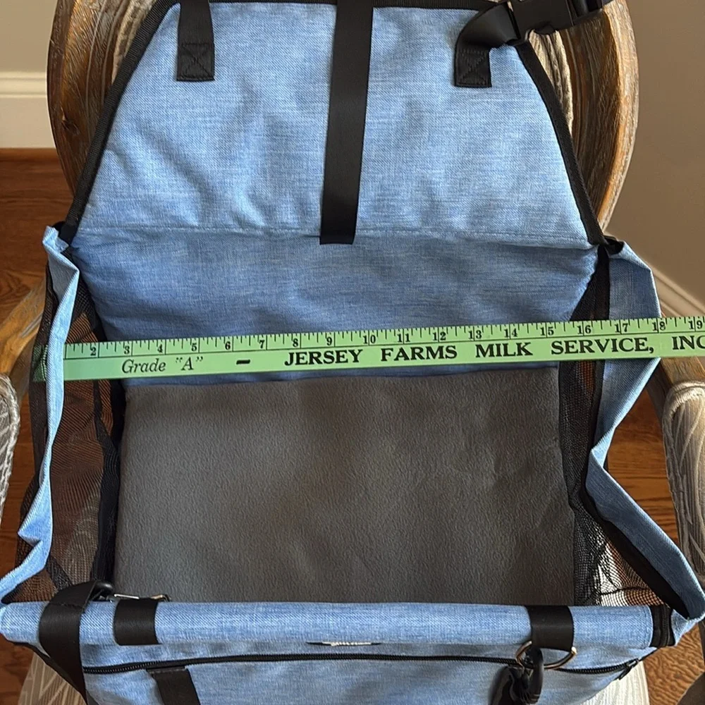 PetSafe Blue Pet Car Seat